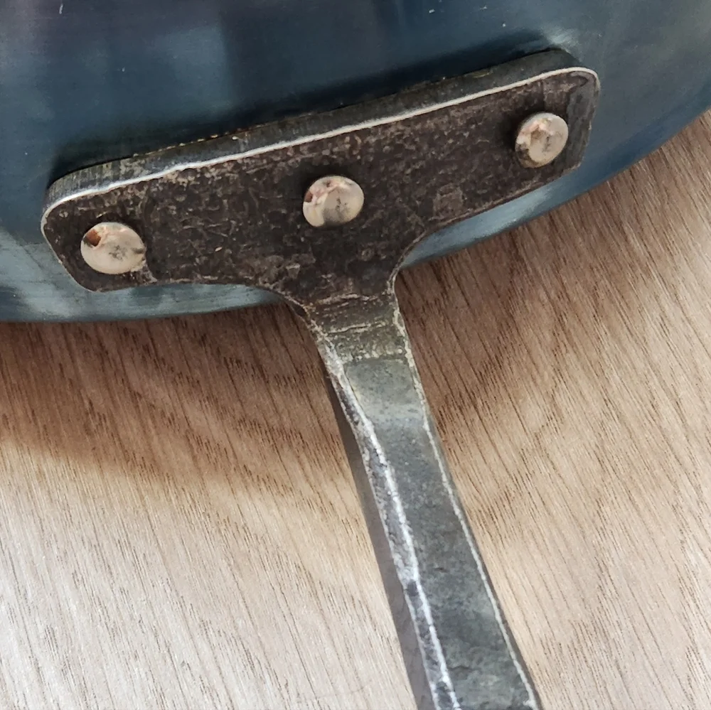 Northwest Skillet Company 8" Carbon Steel Fry Pan - Picture 6 of 8